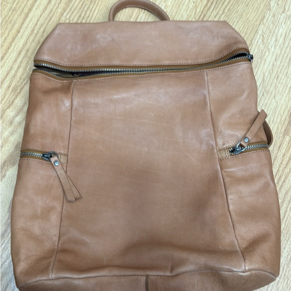 Vilenca Holland Tan Soft Leather Backpack